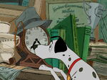 Pongo changing the time on the clock