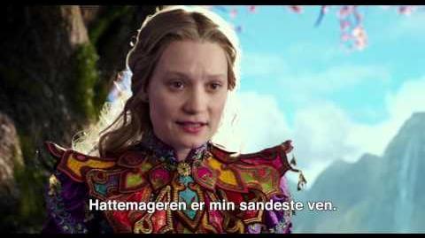 Alice i Eventyrland Bag Spejlet Dansk trailer
