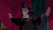 Hunchback-of-the-notre-dame-disneyscreencaps.com-3260