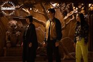 Shang-Chi and the Legend of the Ten Rings - EW Photography - Xialing, Shang-Chi and Katy