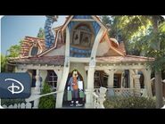Goofy in The Art of Vacationing - Disneyland Resort