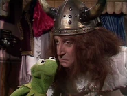 219 surgically removed.jpg (21 kB)