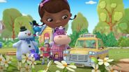 Doc-McStuffins-Season-3-Episode-7-Crash-Course--Luna-on-the-Moon-a