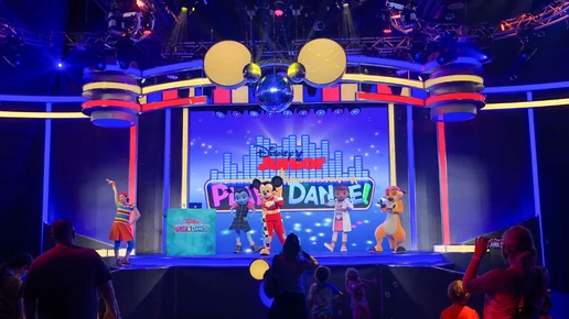 Disney Junior Play and Dance!