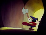 Fantasia-disneyscreencaps.com-3810