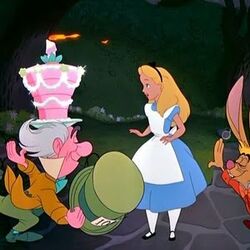 https://static.wikia.nocookie.net/disney/images/8/81/Alice0.jpg/revision/latest/smart/width/250/height/250?cb=20110123230136