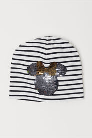 Gorro con lentejuelas de H&M.