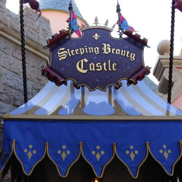 Sleeping Beauty Castle Walkthrough Disney Wiki Fandom