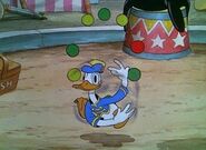 Mickeys circus 6large.jpg (244 KB)