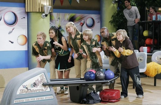 Bowling Zack n Cody