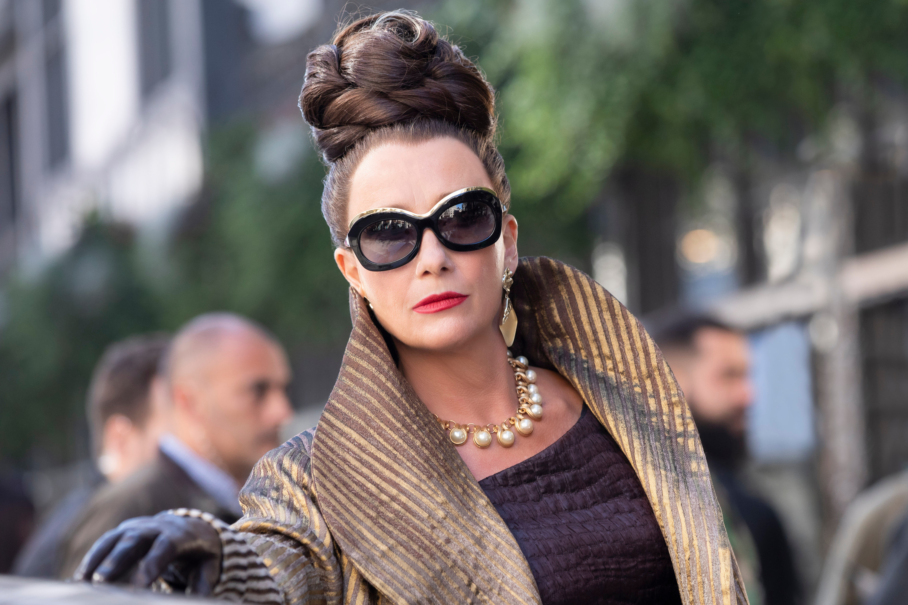 Cruella (2021): A New Cruella de Vil - Edge of the Crowd