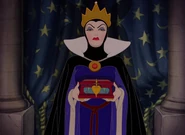 Zła Królowa postać z filmu Królewna Śnieżka i siedmiu krasnoludków