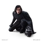 Kylo Ren on knees