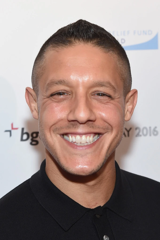 Theo Rossi Height