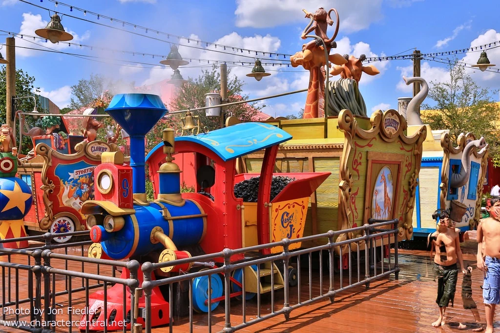 Casey Jr. Splash 'n' Soak Station Disney Wiki Fandom