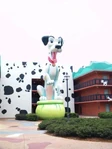 Pongo statue in Disney's All-Star Movies Resort