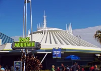 Spacemountain.jpg (273 KB)