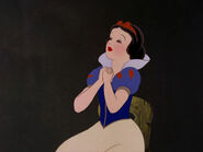 Snow-white-disneyscreencaps.com-6776