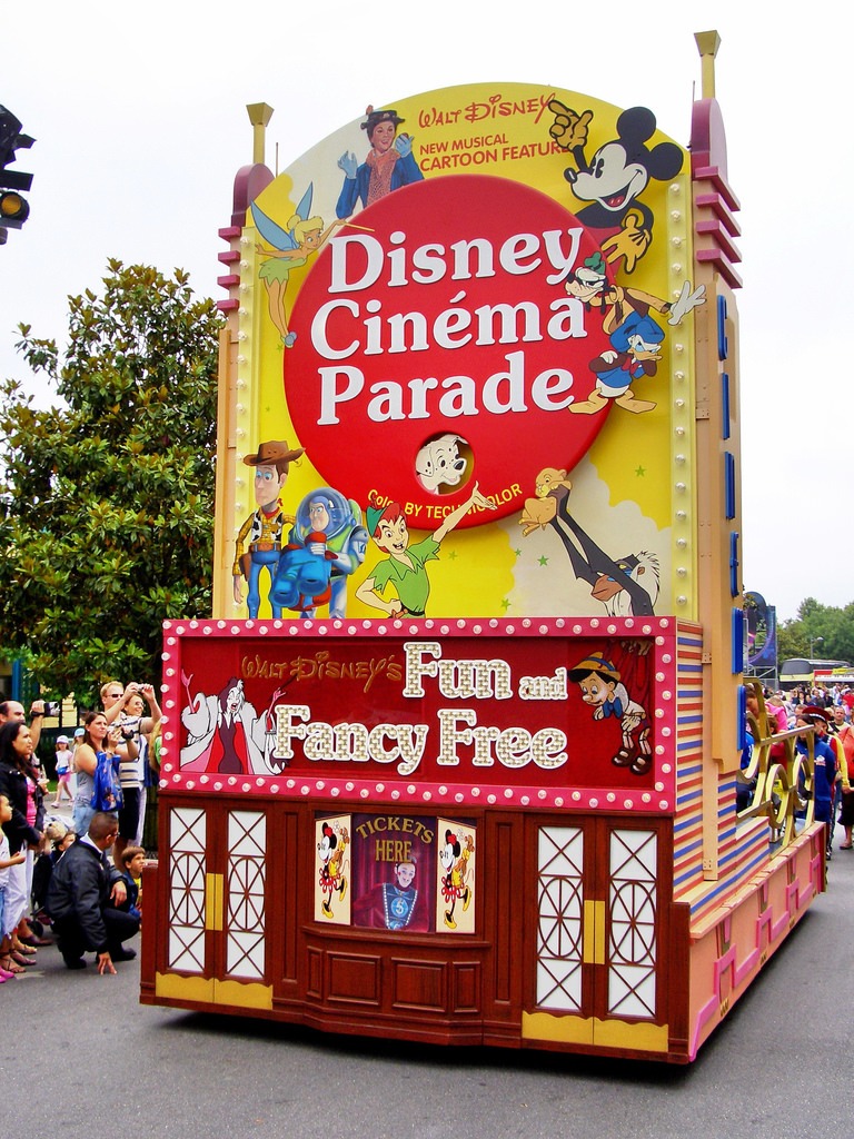 Behind the Scenes at Disneyland Paris' Brand-New Holiday Parade