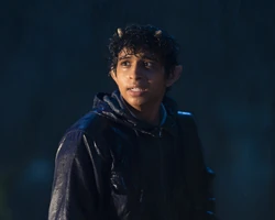 Percy Jackson and the Olympians - 1x01 - I Accidentally Vaporize My Pre-Algebra Teacher - Photography - Grover in Rain