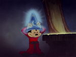 Fantasia-disneyscreencaps.com-3295