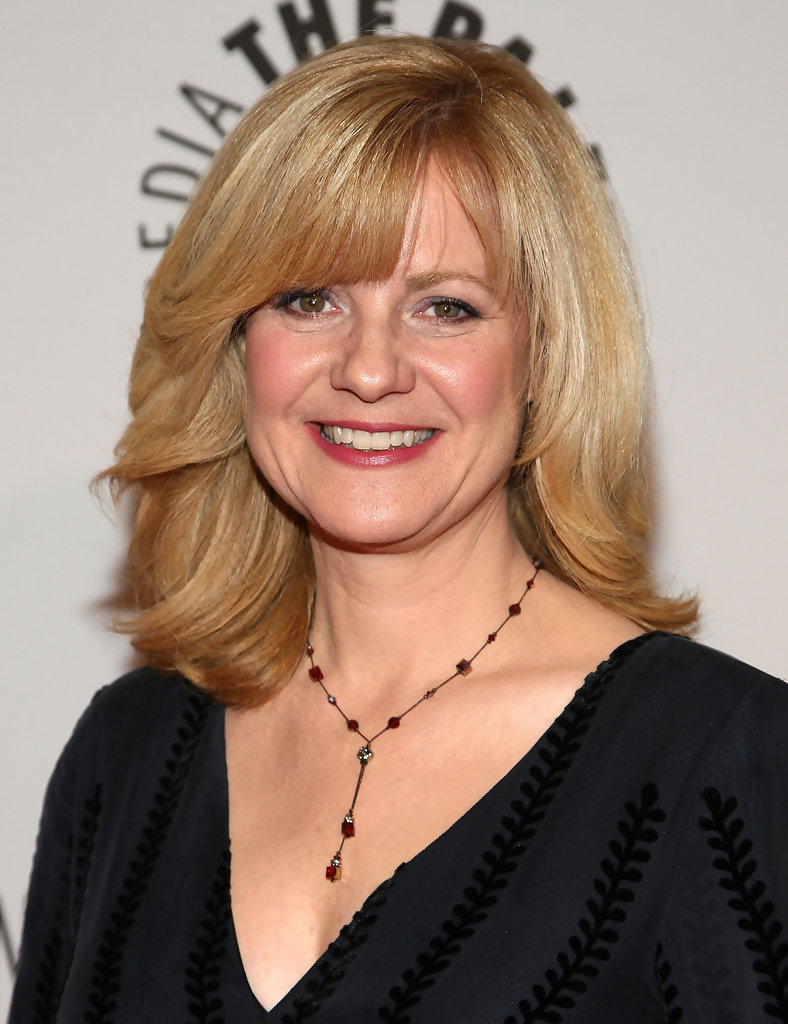 Bonnie Lynne Hunt is an American comedian, actress, voice actress, director...