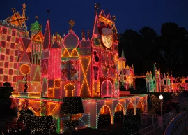"It's a Small World Holiday" lighting display
