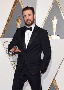 Chris Evans 88th Oscars.jpg