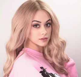 Sylwia-przybysz-w-rozowej-bluzie-523933-MT