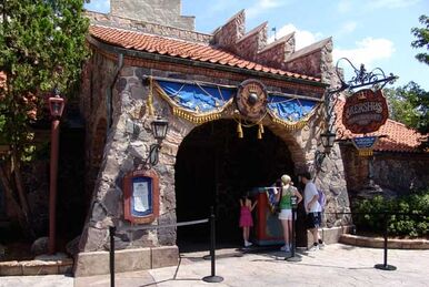 Queen's Maze & Castle's Dragon- Disneyland Paris {France} – Grand  Misadventures