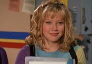 Lizzie-McGuire-Hair Some-Curls-1