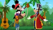 Mickey Goofy&Captain Goof-Beard-Mickey Mouse Clubhouse Mickey’s Pirate Adventure