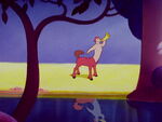 Fantasia-disneyscreencaps.com-8764