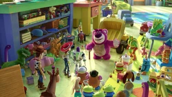 Lots-o'-Huggin' Bear | Disney Wiki | Fandom