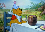 Winnie-the-pooh-disneyscreencaps.com-5252