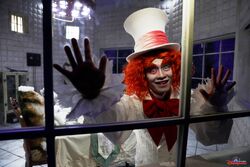 haunted mansion disneyland hong kong Tarrant Hightopp The Nightmare Experiment