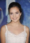 Bailee Madison at premiere of Frozen in November 2013.