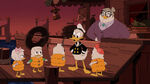 Donald and Beakley tell Webby and the nephews to stay at the dock.