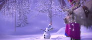 Frozen-disneyscreencaps.com-5716