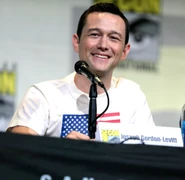 Joseph Gordon-Levitt SDCC.jpg (131 KB) Joseph Gordon-Levitt attending the 2016 San Diego Comic Con.
