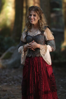 Once Upon a Time - 7x08 - Pretty in Blue - Photography - Alice