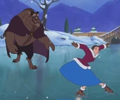 Bestia y Bella patinando sobre el hielo.