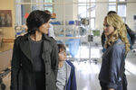 Once Upon a Time - 1x03 - Snow Falls - Photography - Regina, Henry and Emma