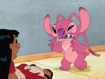 Vlcsnap-2013-07-23-09h20m47s235.png (449 KB) Angel growling at Lilo