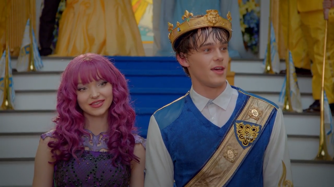 You And Me Descendants Disney Wiki Fandom - descendants 3 one kiss roblox music video