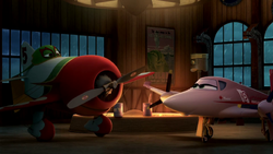 El Chu and Rochelle chatting.