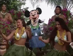 Minnie with the Hula Dancers