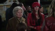 Once Upon a Time - 1x08 - Desperate Souls - Granny and Ruby