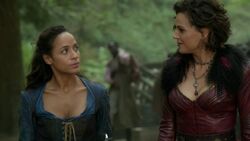 Once Upon a Time - 7x03 - The Garden of Forking Paths - Cinderella and Regina