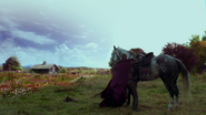 Once Upon a Time - 1x10 - 7 15 A.M. - Dismounting Horse